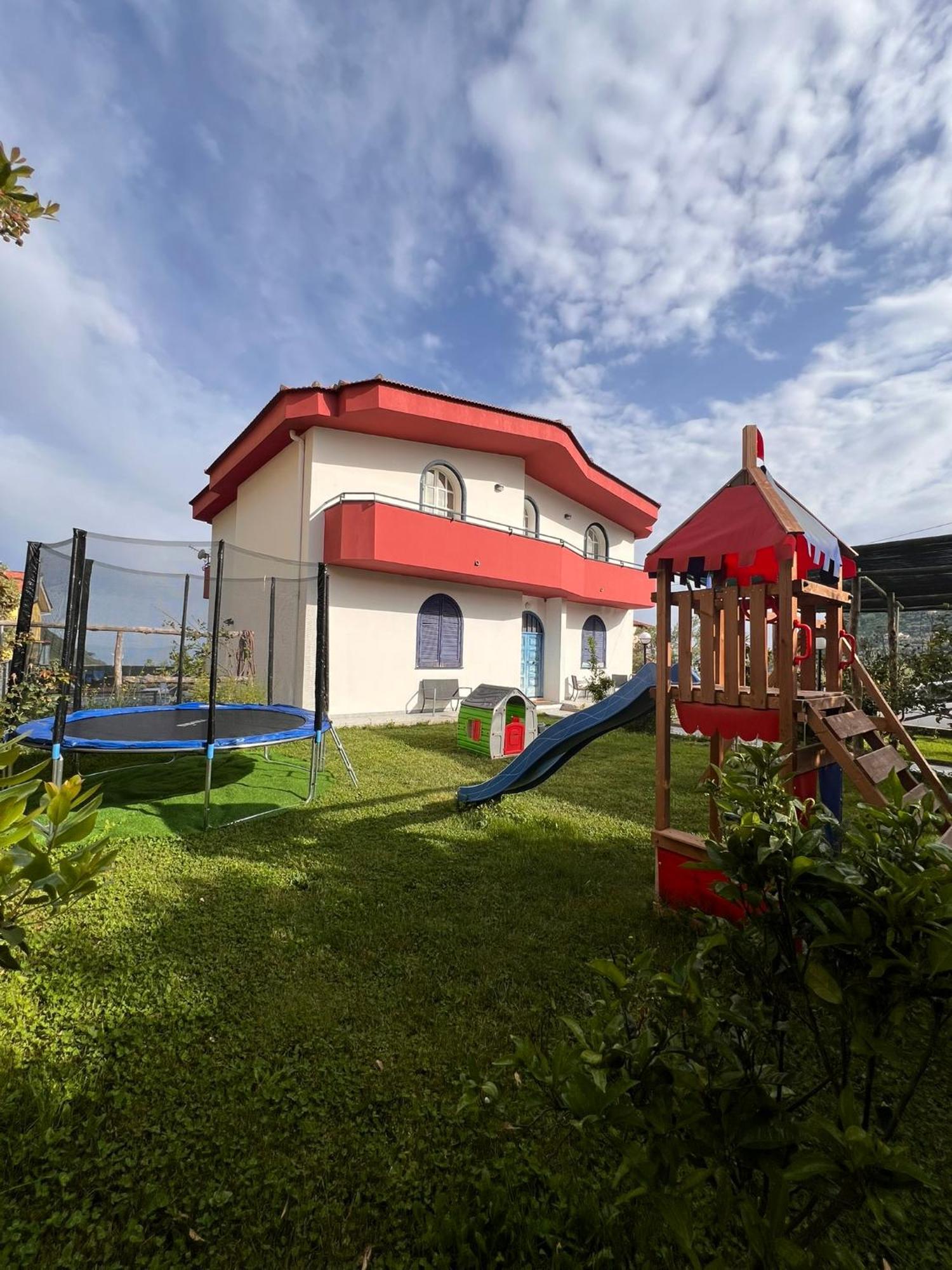 Villa Somma Apartments Пимонте Екстериор снимка