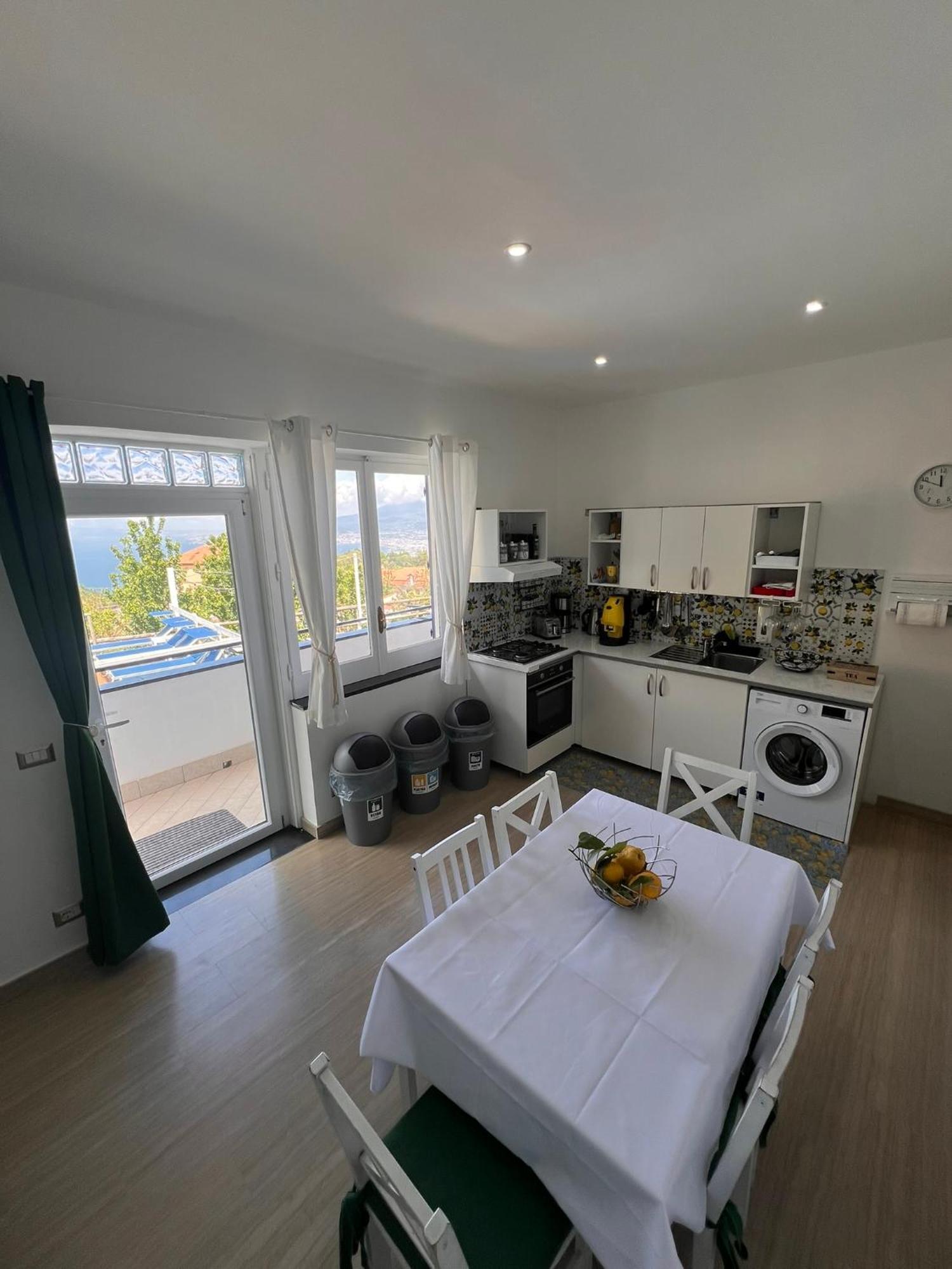 Villa Somma Apartments Пимонте Екстериор снимка