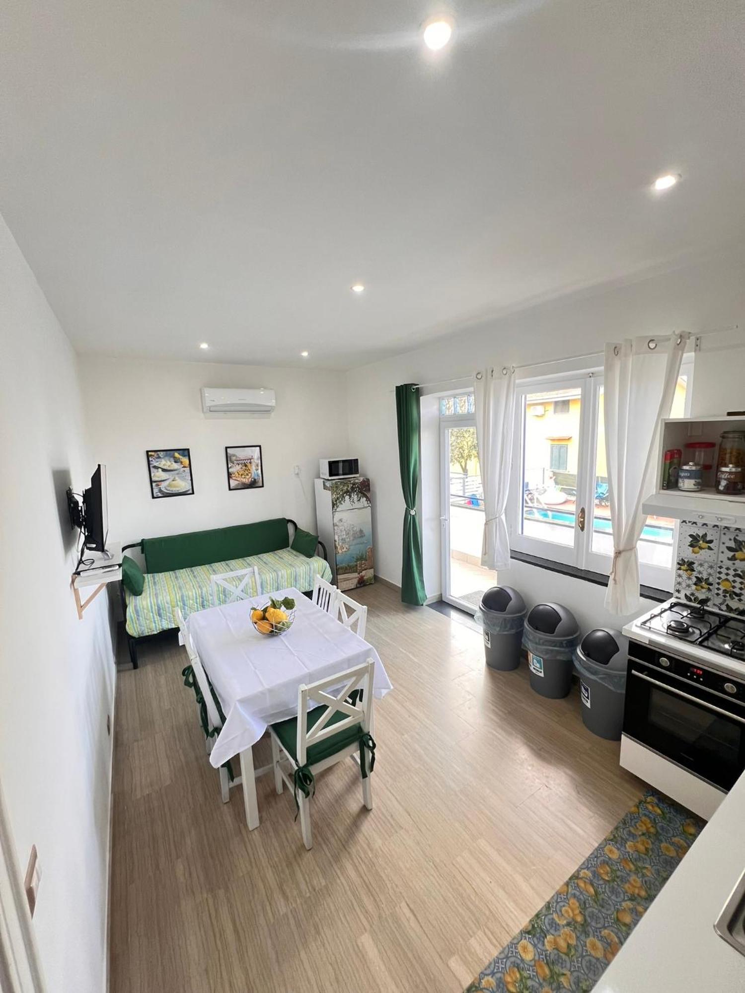 Villa Somma Apartments Пимонте Екстериор снимка